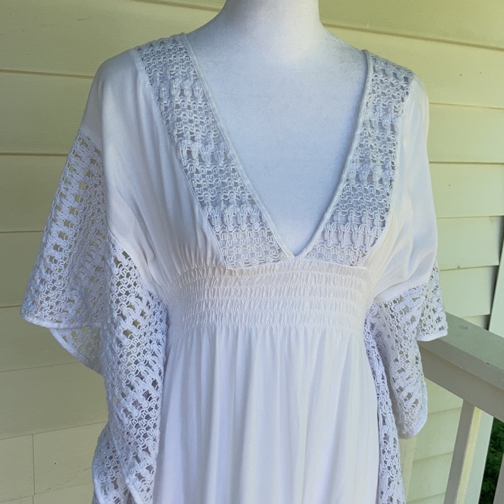 Abercrombie & Fitch White Boho Flutter Top Xs / S - image 4